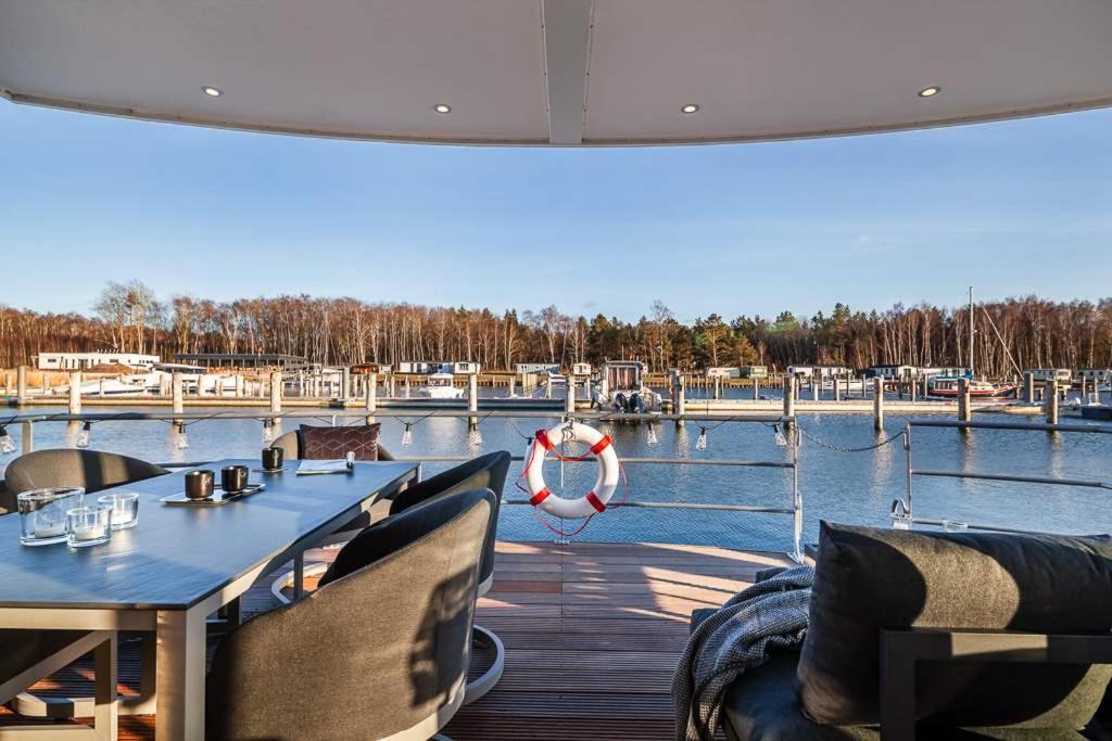Floatinghouses Peenemuende Екстер'єр фото